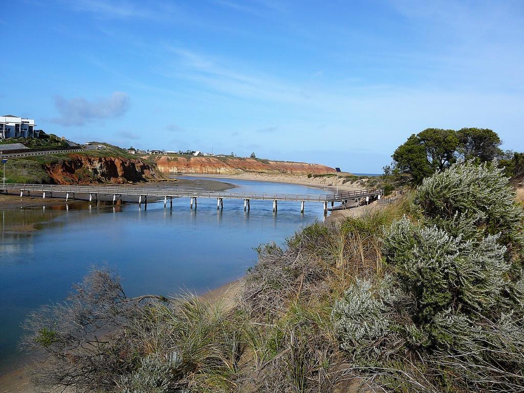 Mccloud House Apartment Port Noarlunga Bagian luar foto
