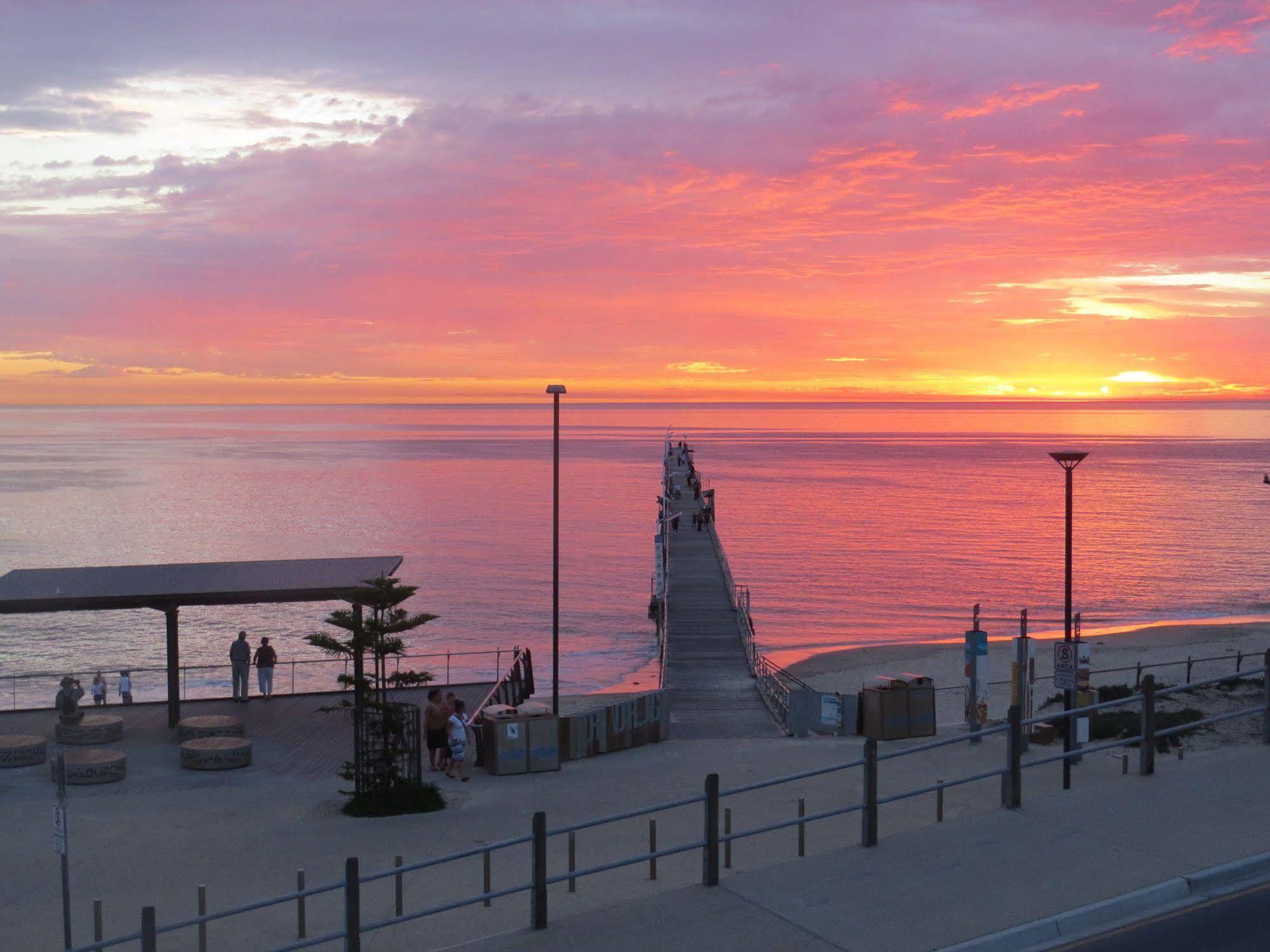 Mccloud House Apartment Port Noarlunga Bagian luar foto